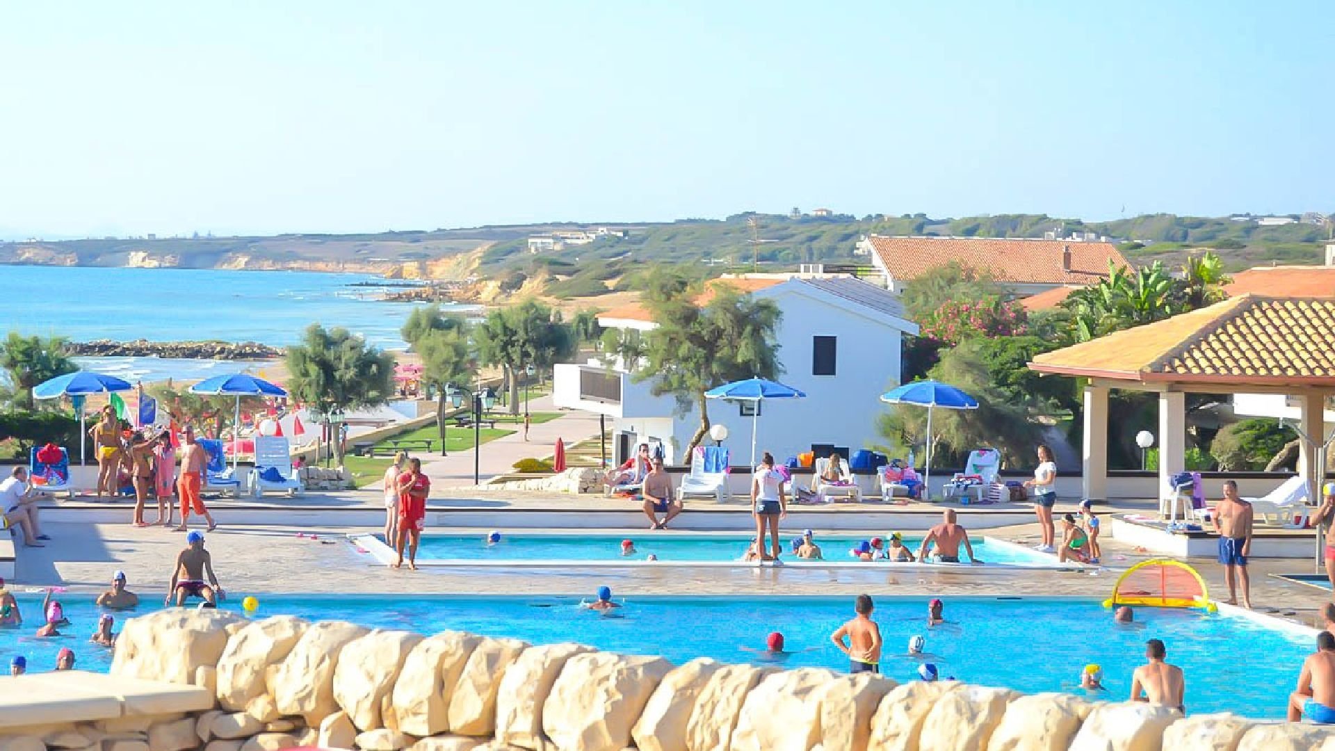 Kamarina Resort