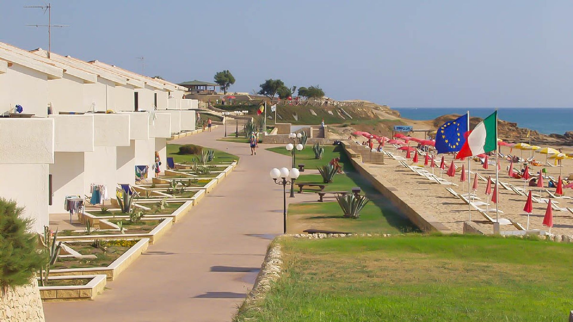 Kamarina Resort