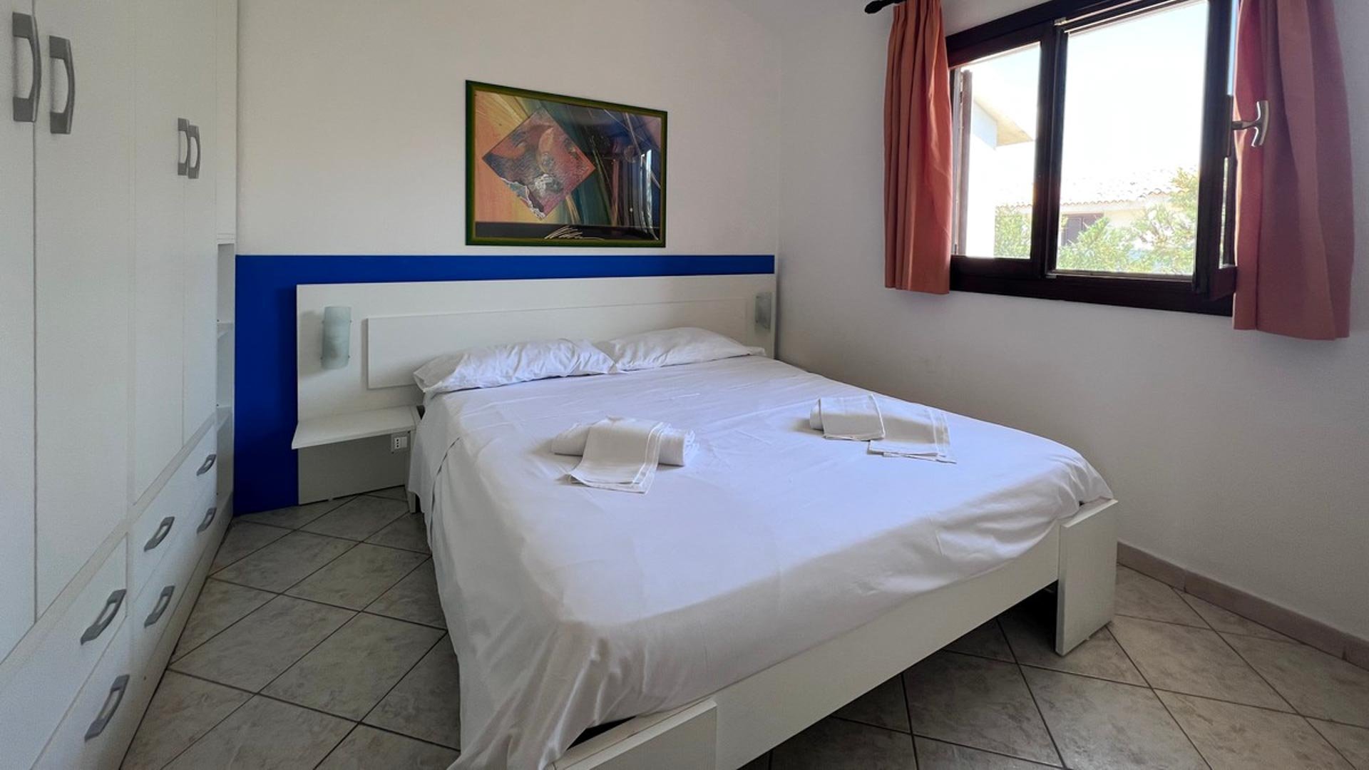 Kamarina Resort