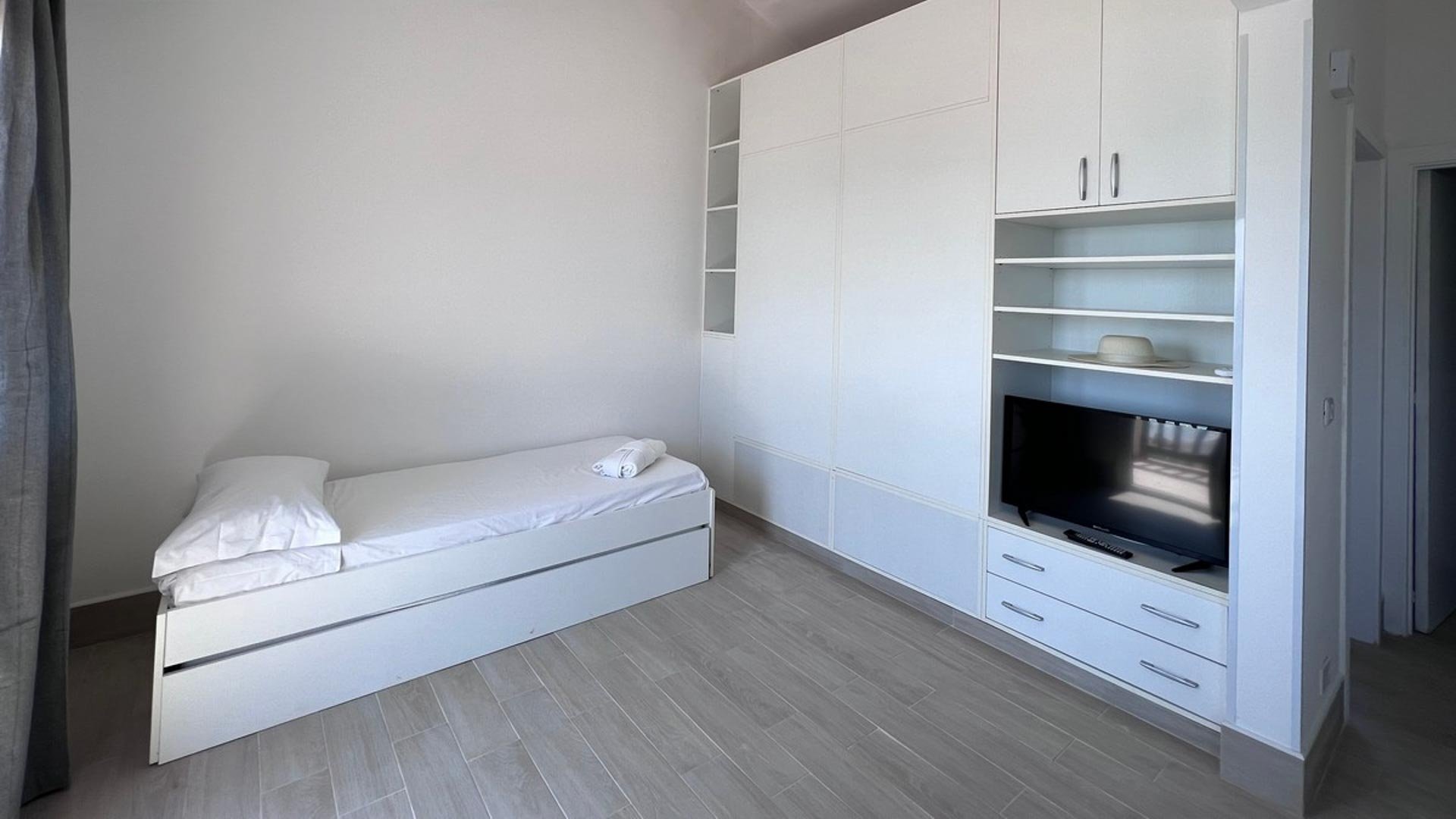 Kamarina Resort