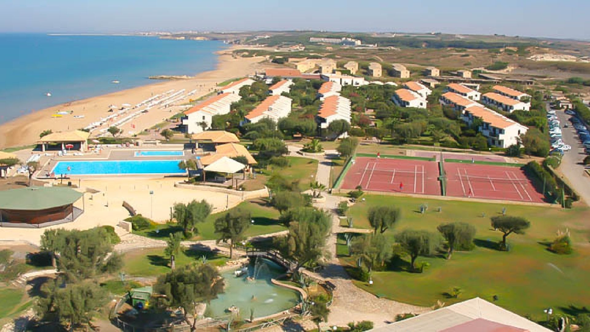 Kamarina Resort