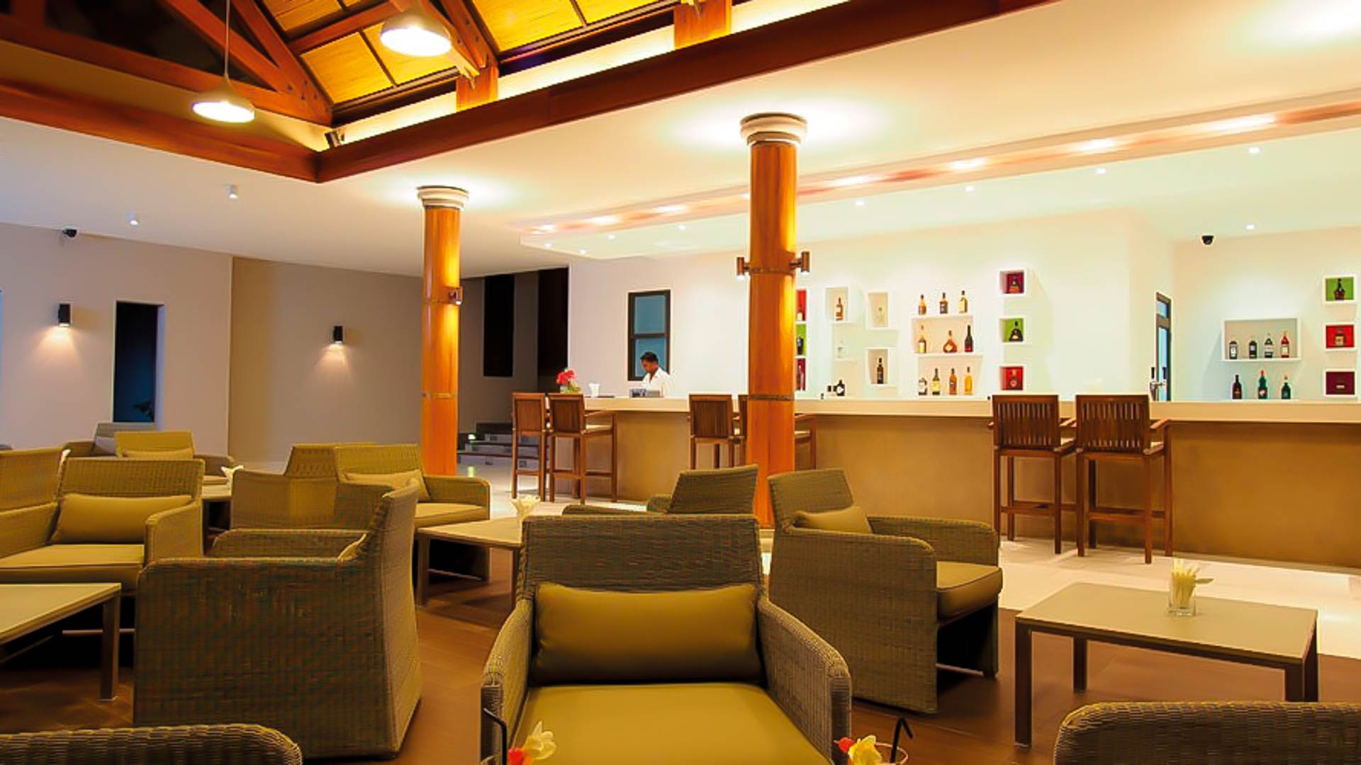 Maritim Crystals Beach Hotel