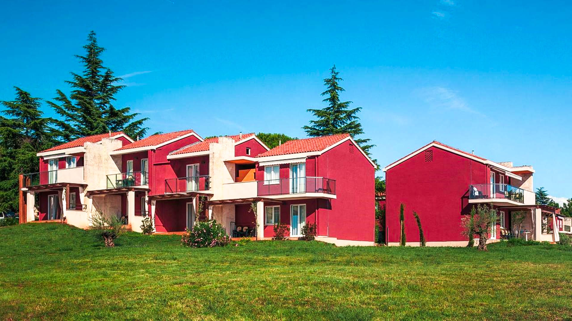 Katoro For Plava Laguna