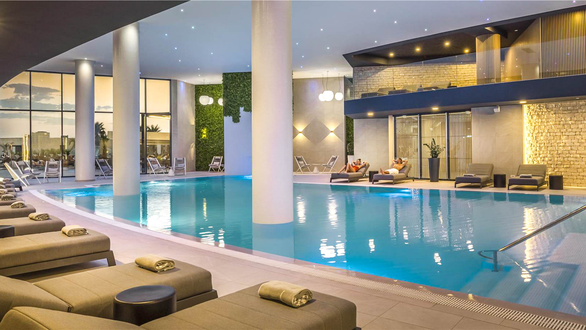 Aminess Khalani Beach Hotel