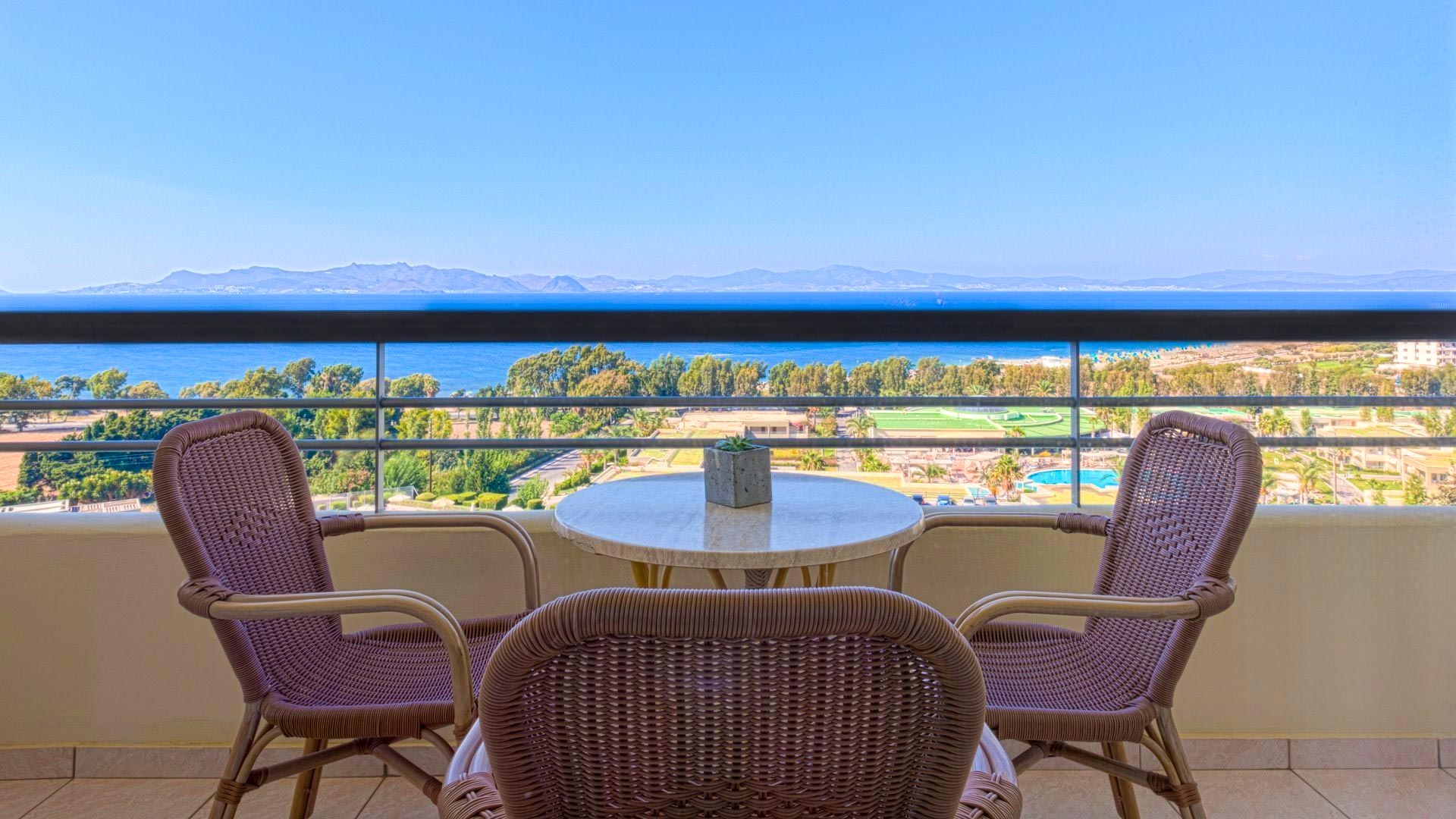 Kipriotis Panorama & Suites