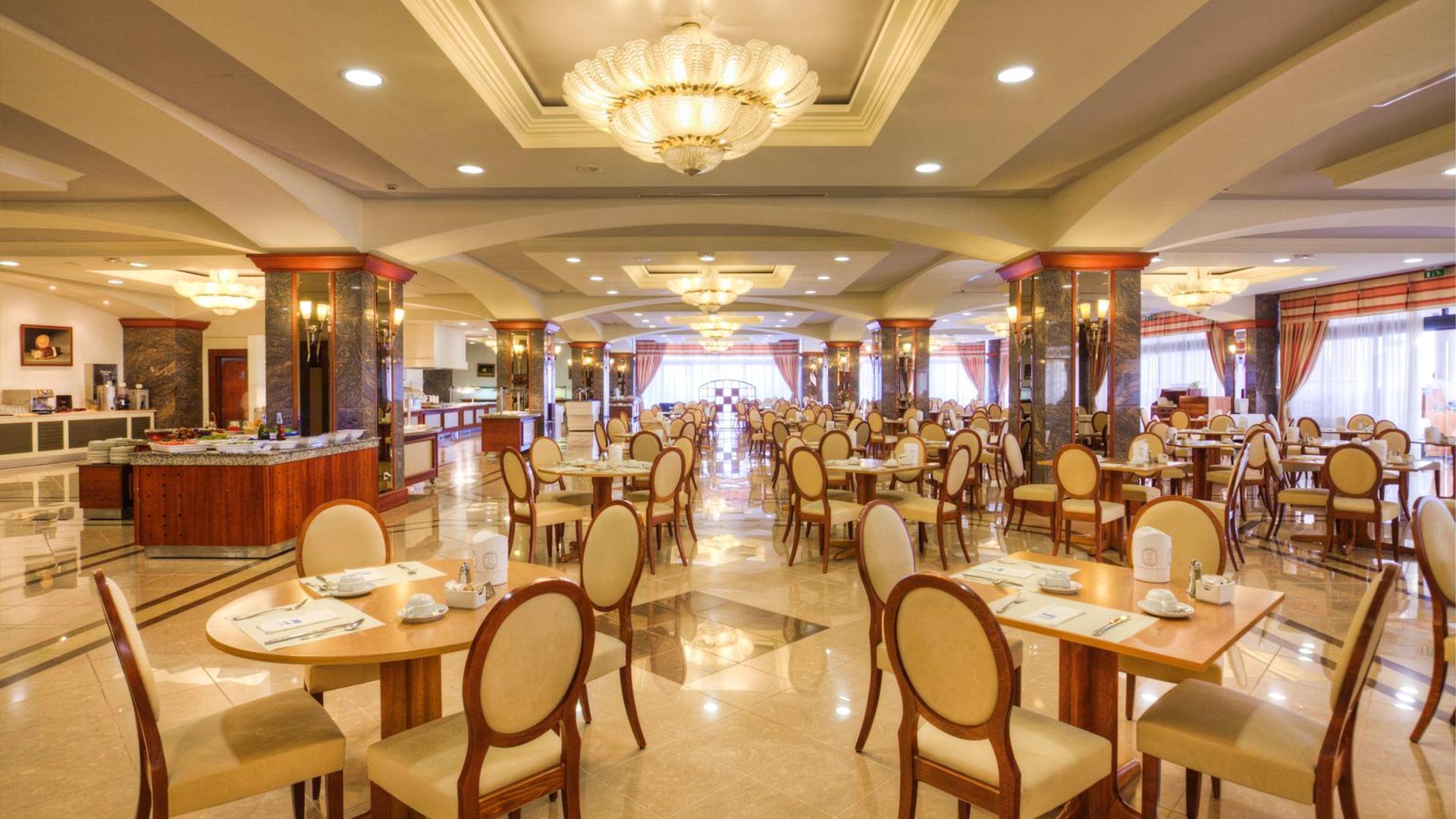 Kipriotis Panorama & Suites