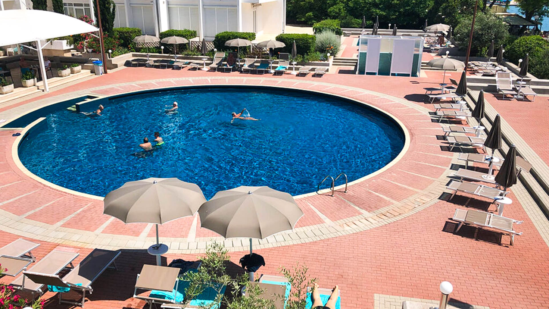 Hotel Kolovare