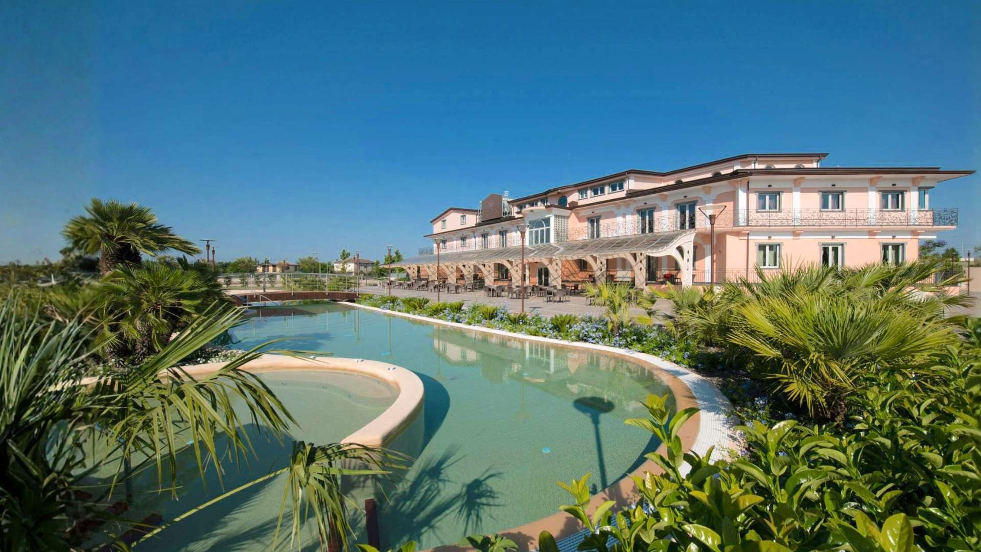 L'Araba Fenice Hotel & Resort