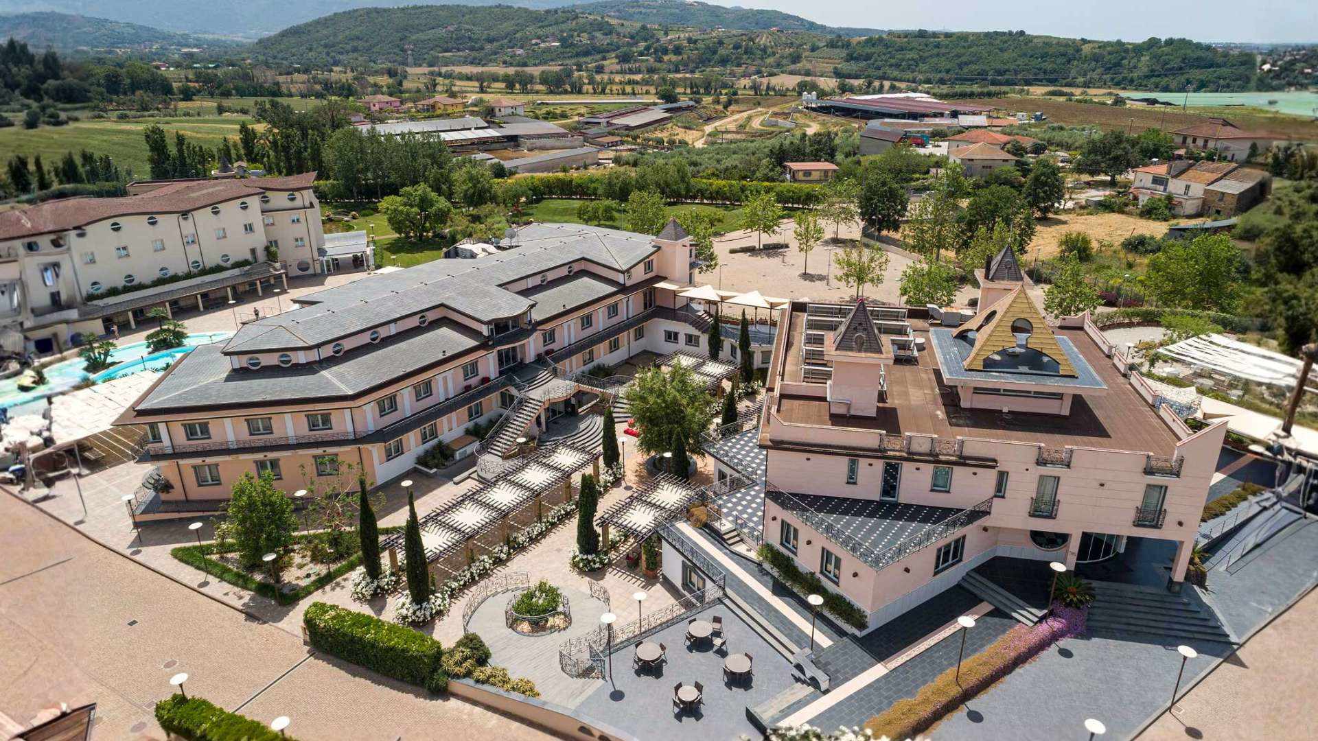 L'Araba Fenice Hotel & Resort