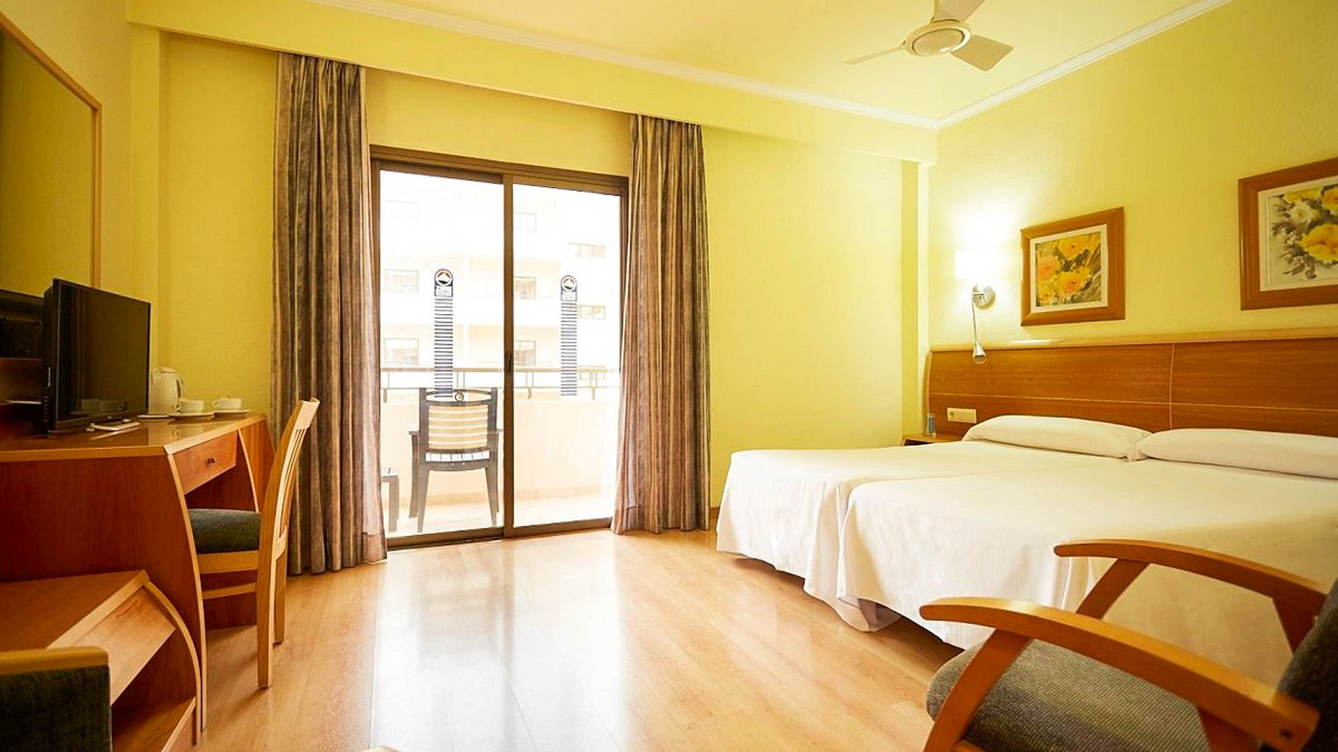 Invisa Hotel La Cala