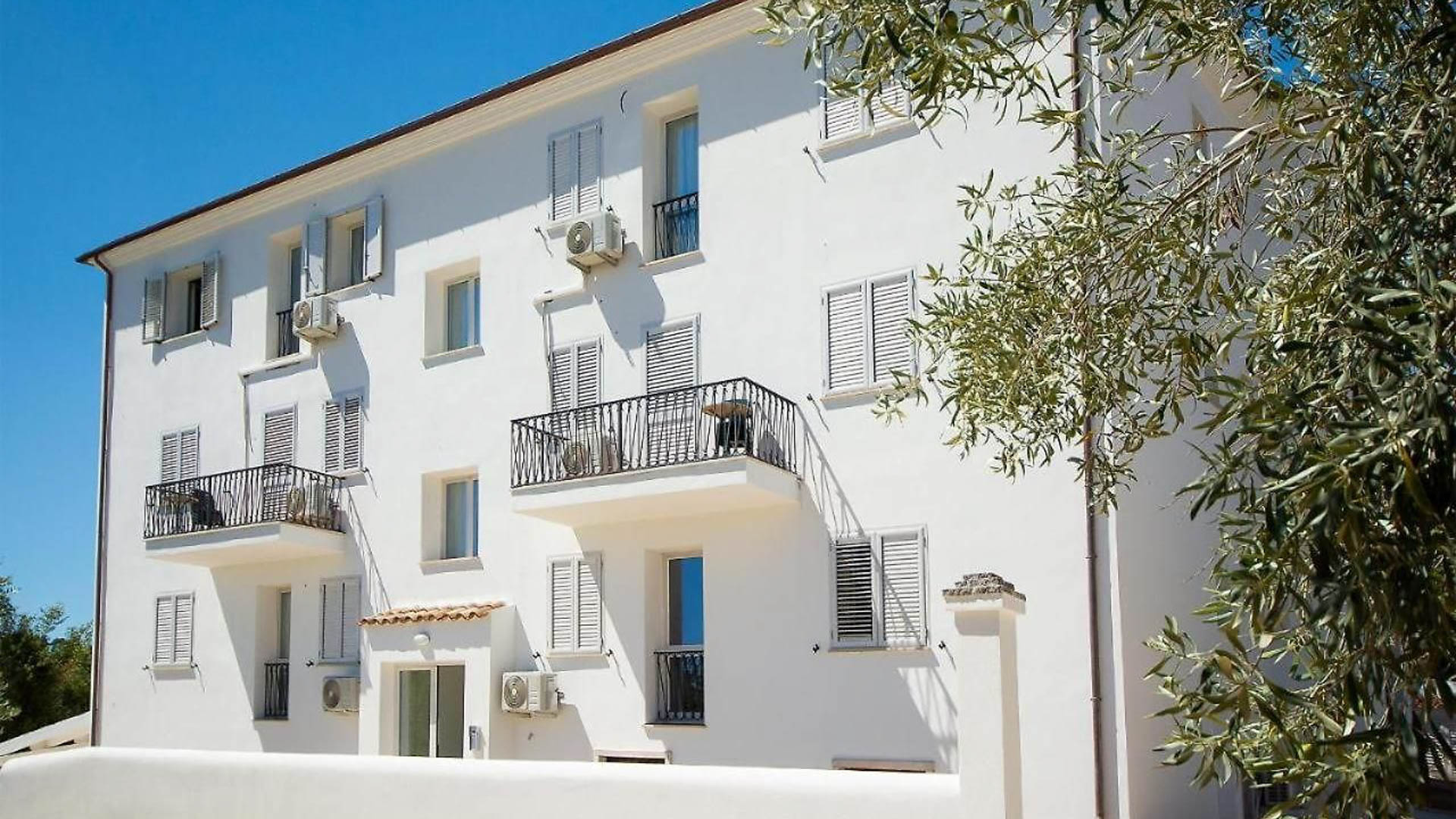 Le Residenze Del Baia Marina