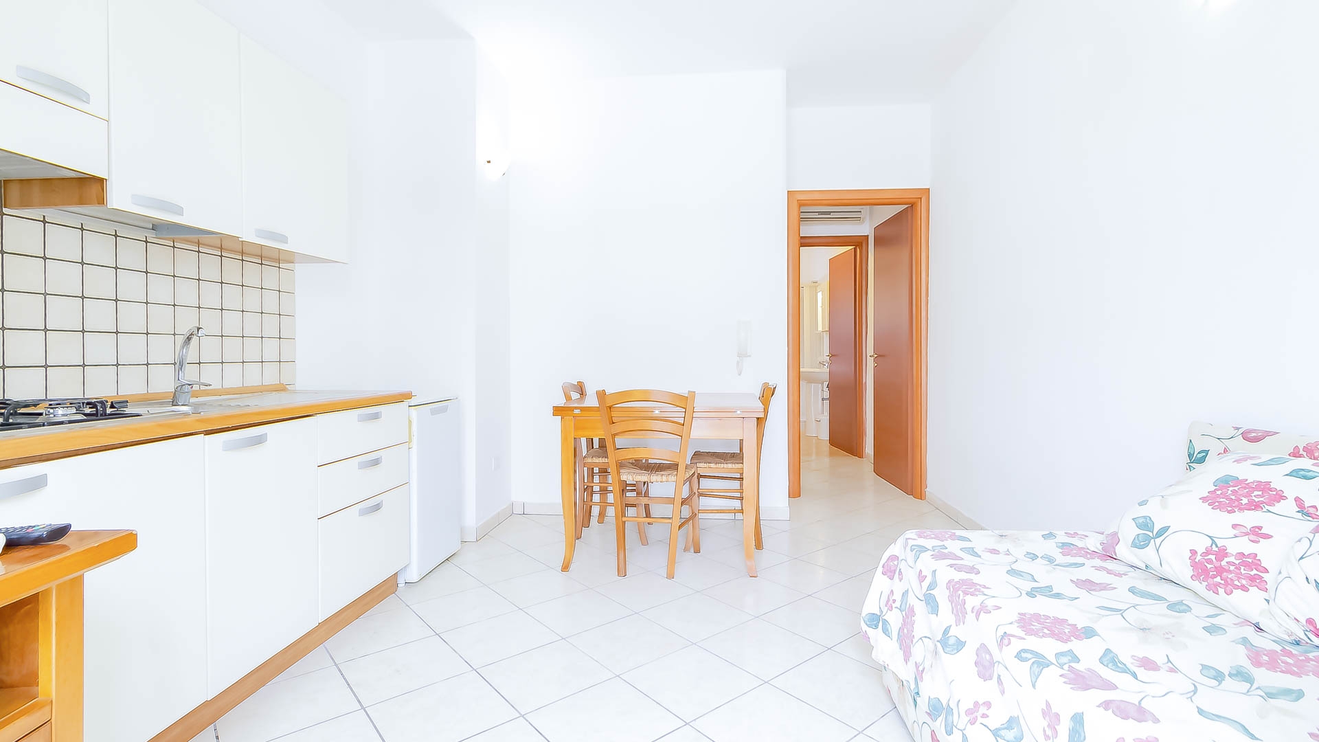 Leopardi Flat