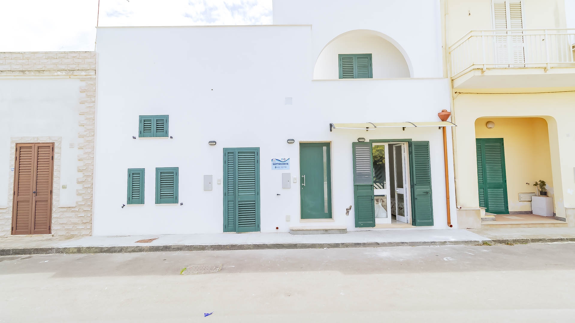 Leopardi Flat