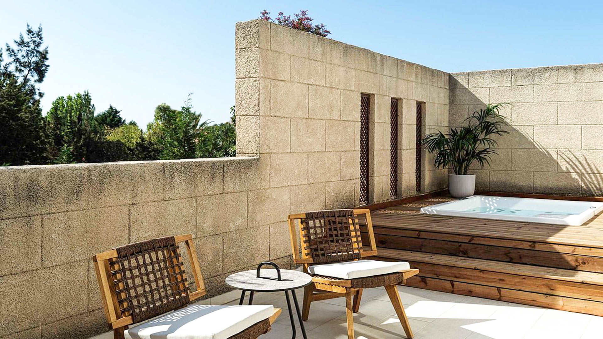 Lindian Village Curio Collection By Hilton