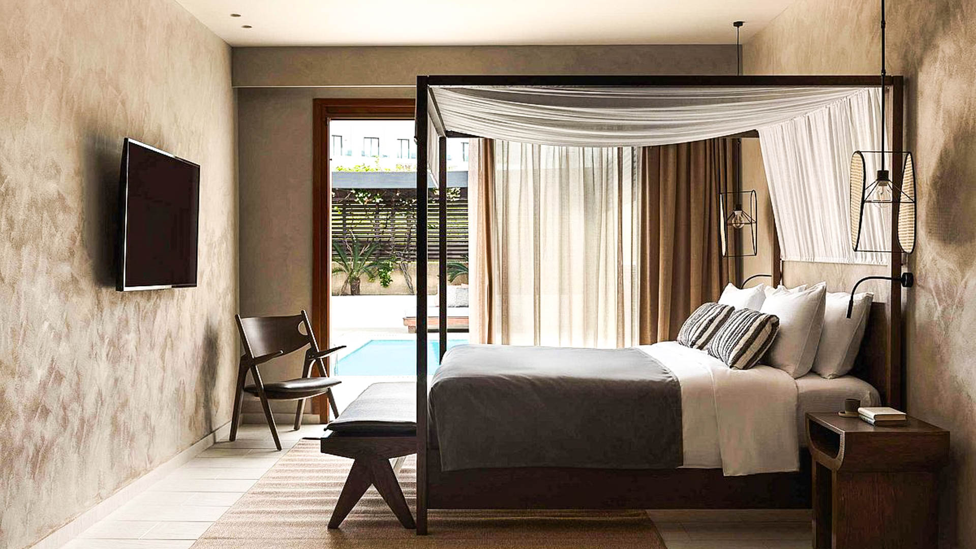 Lindian Village Curio Collection By Hilton