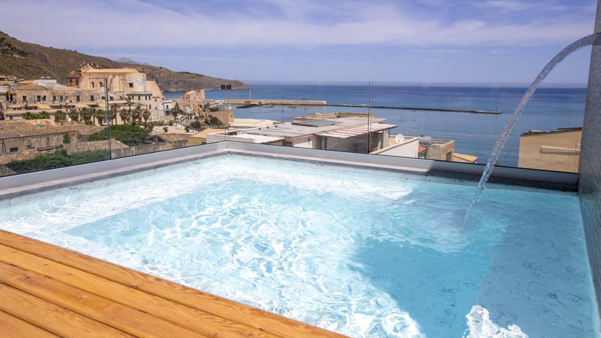 Luxmarì Hotel & Spa