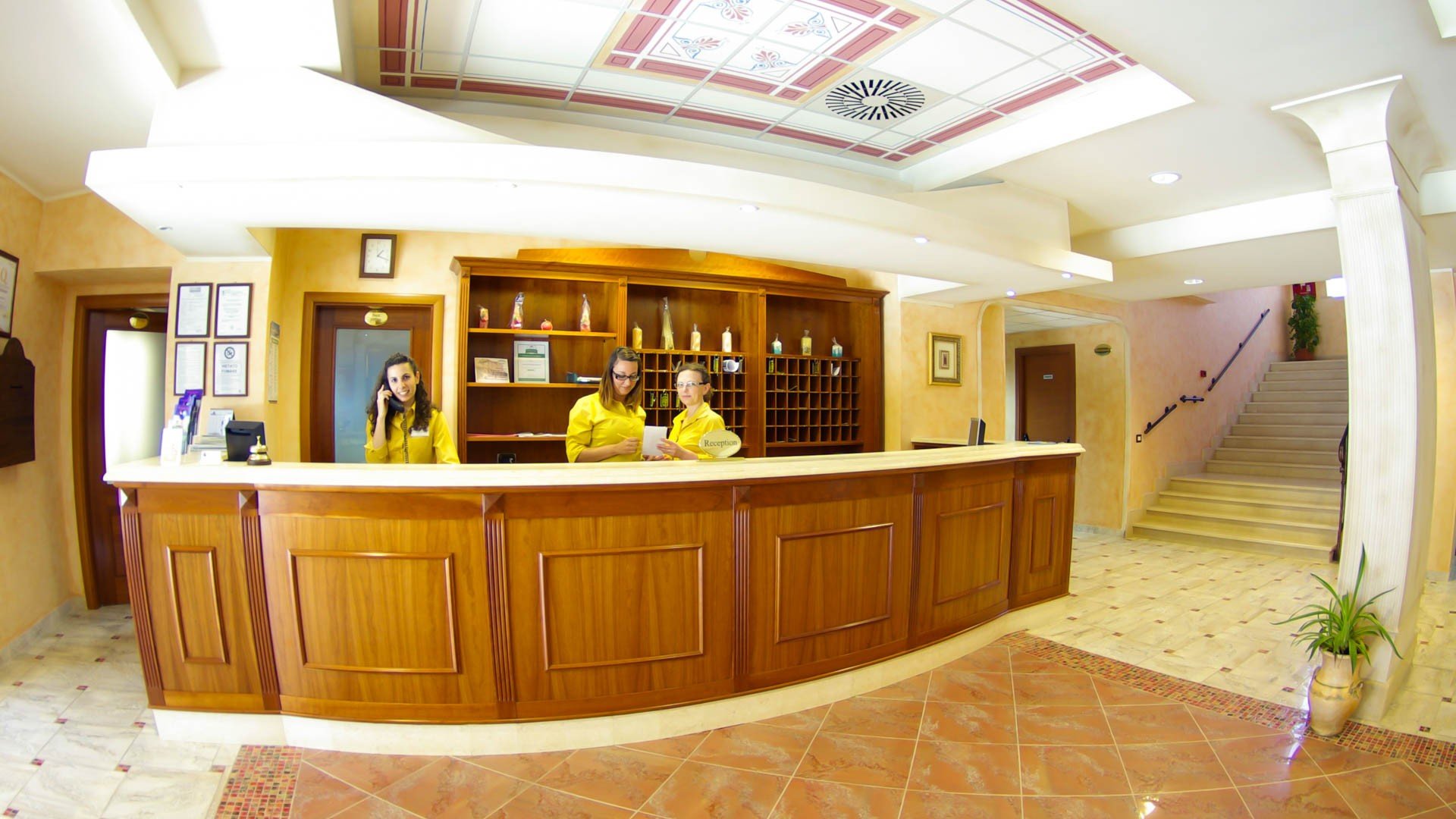 Madama Club Village