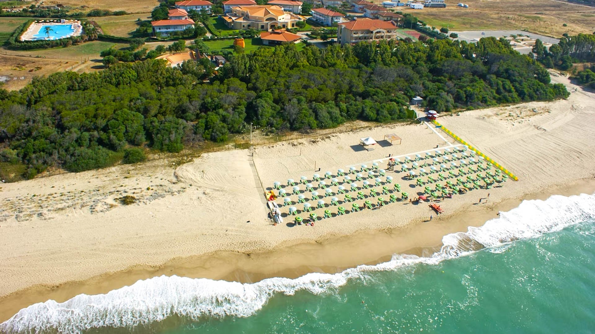 Madama Club Village
