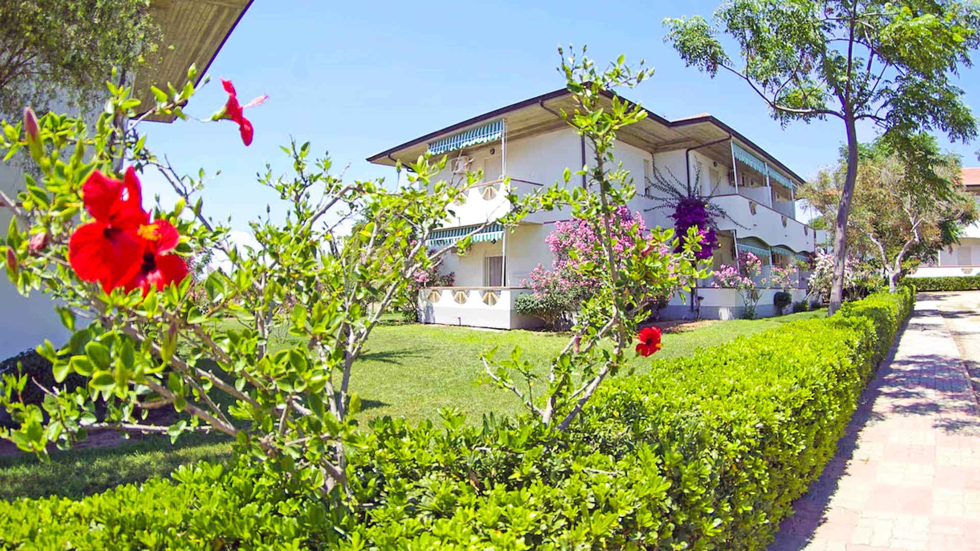 Madama Club Village