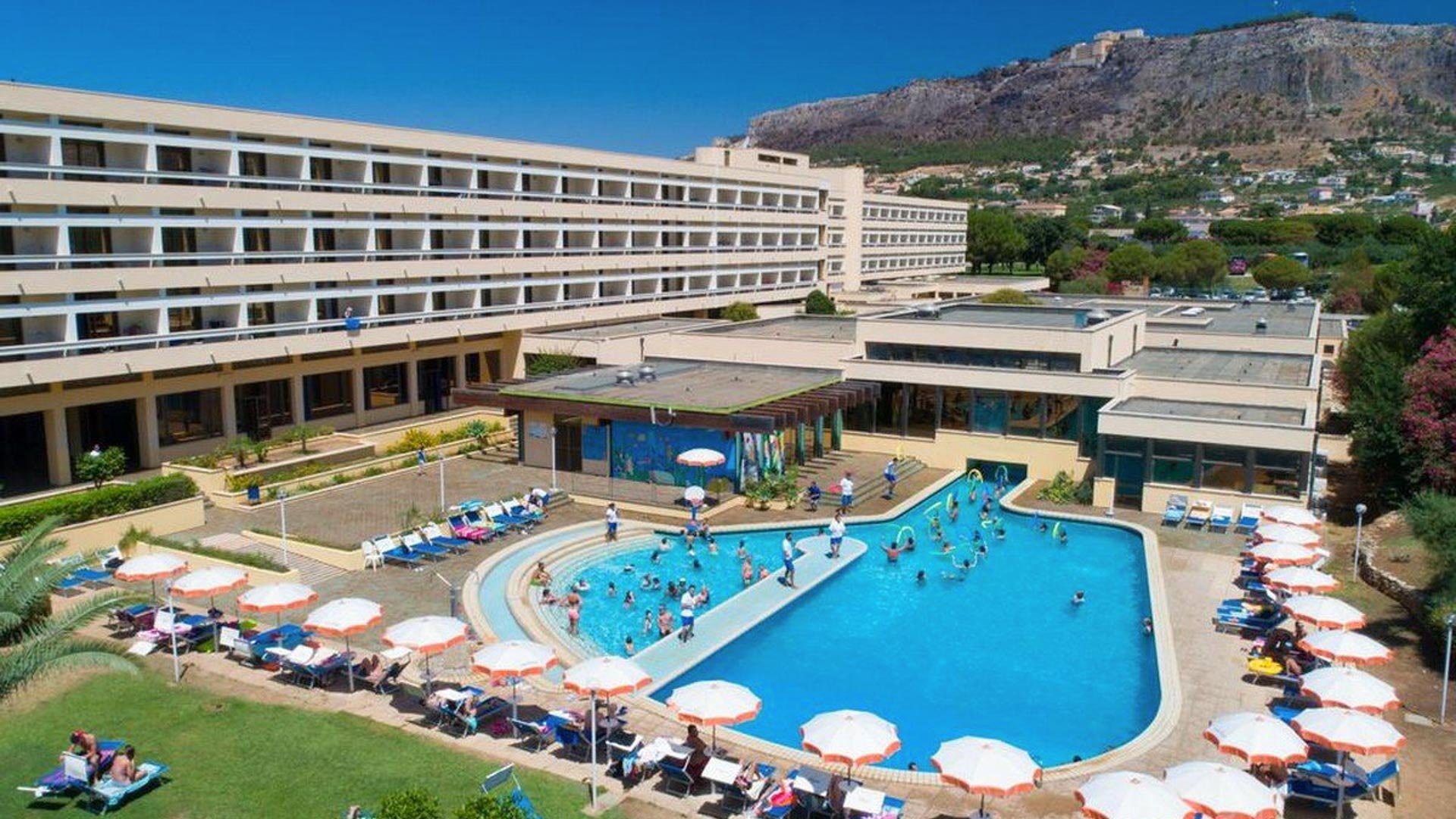 Mangia's Club Lipari