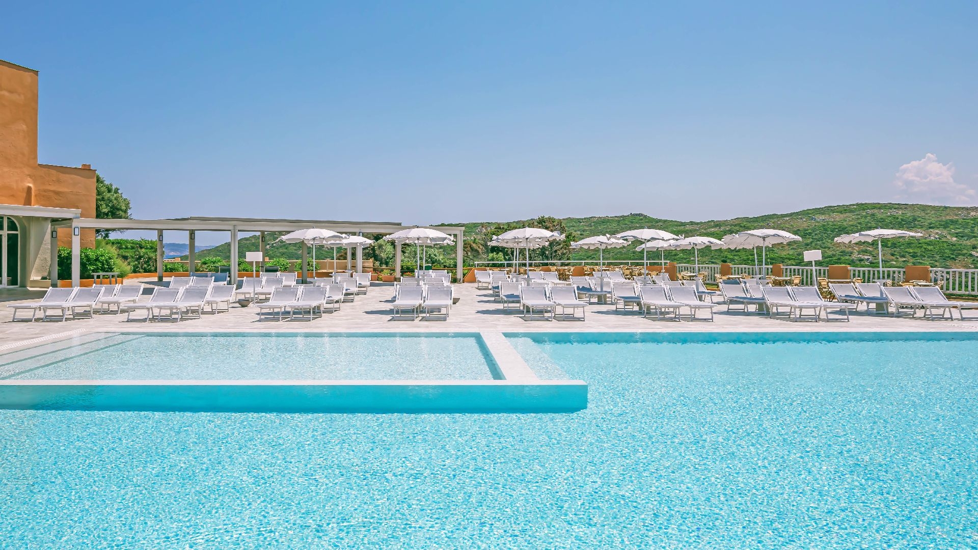 Mangia's Sardinia Resort