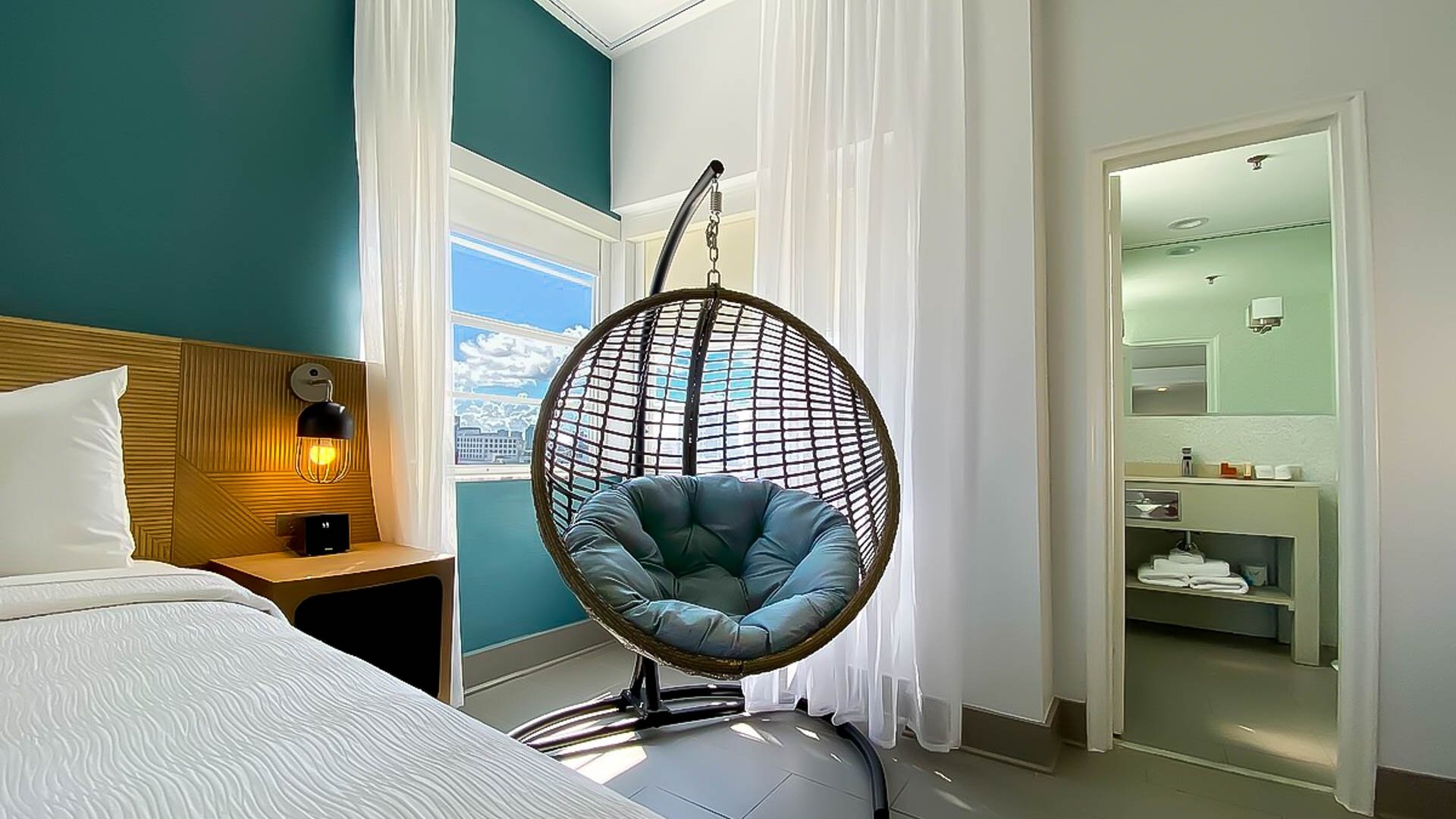 Marseilles Hotel