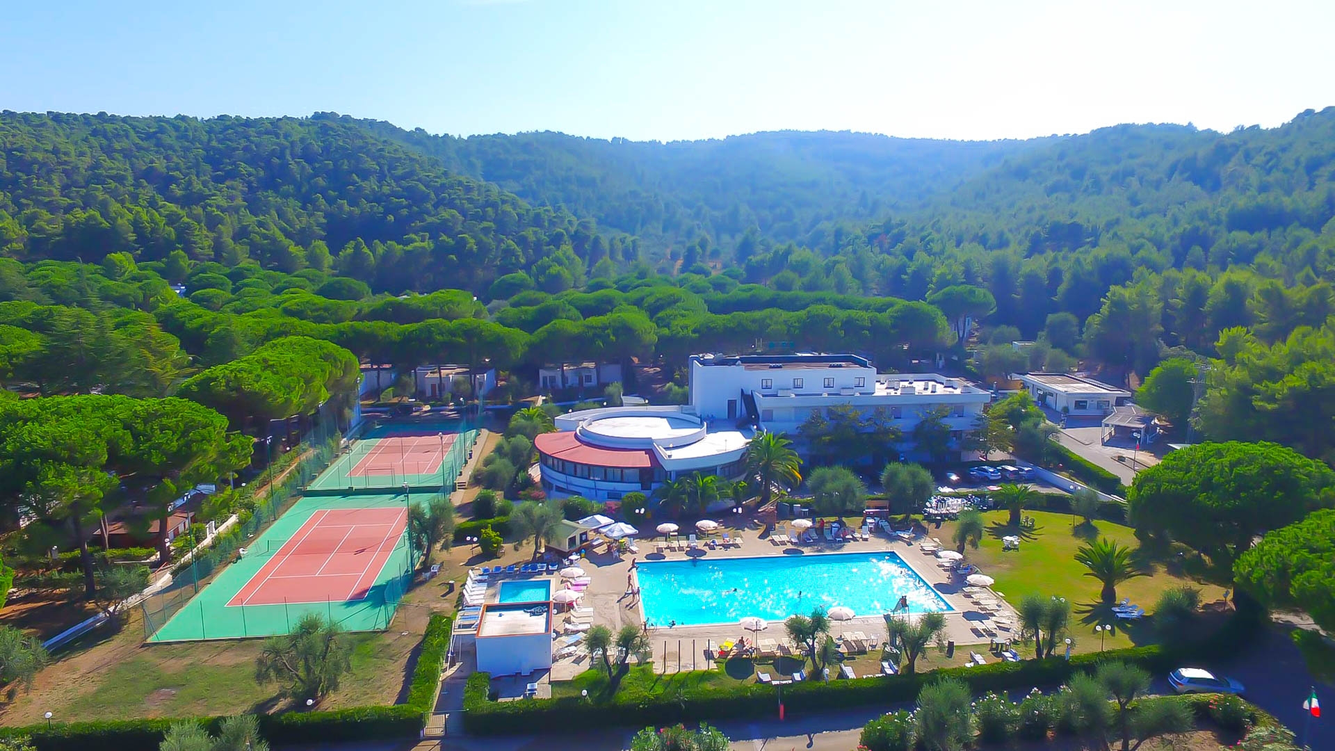 Mira Hotel