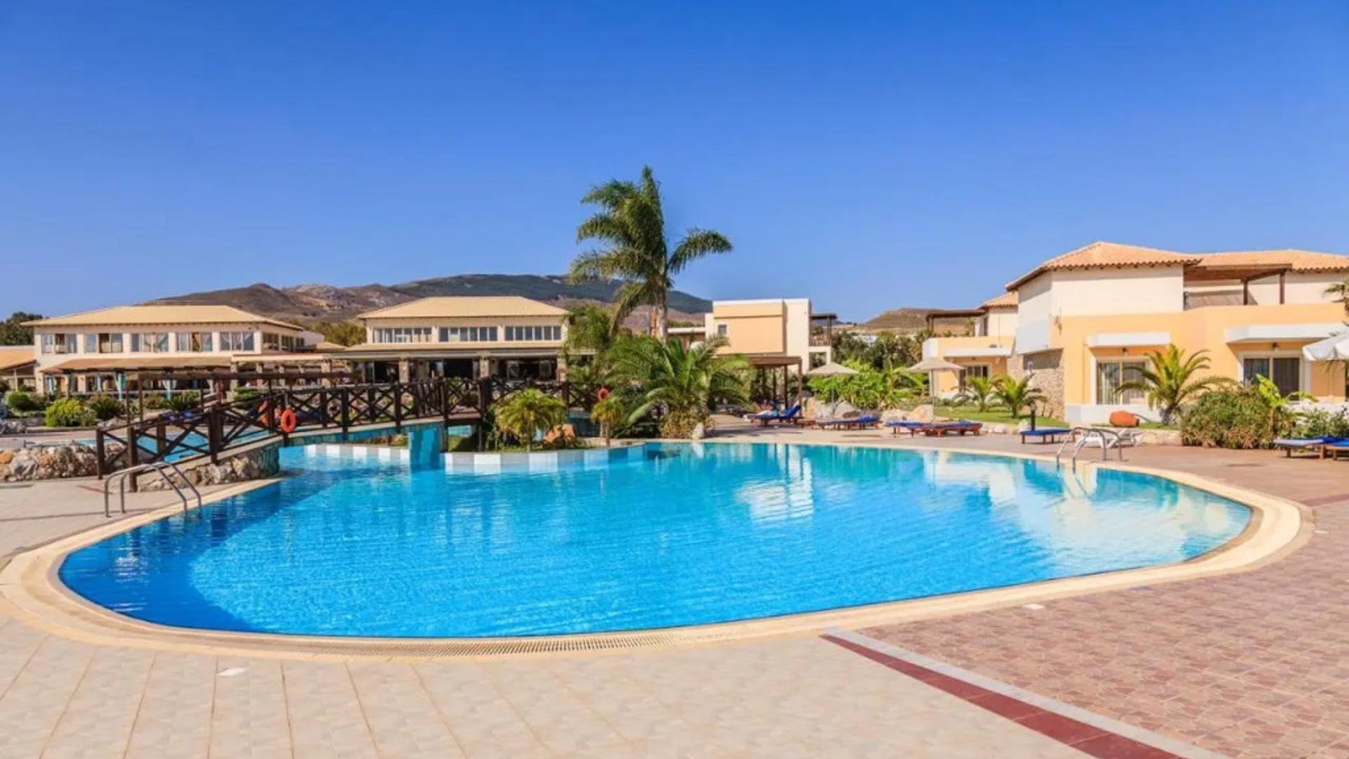 Natura Park Village