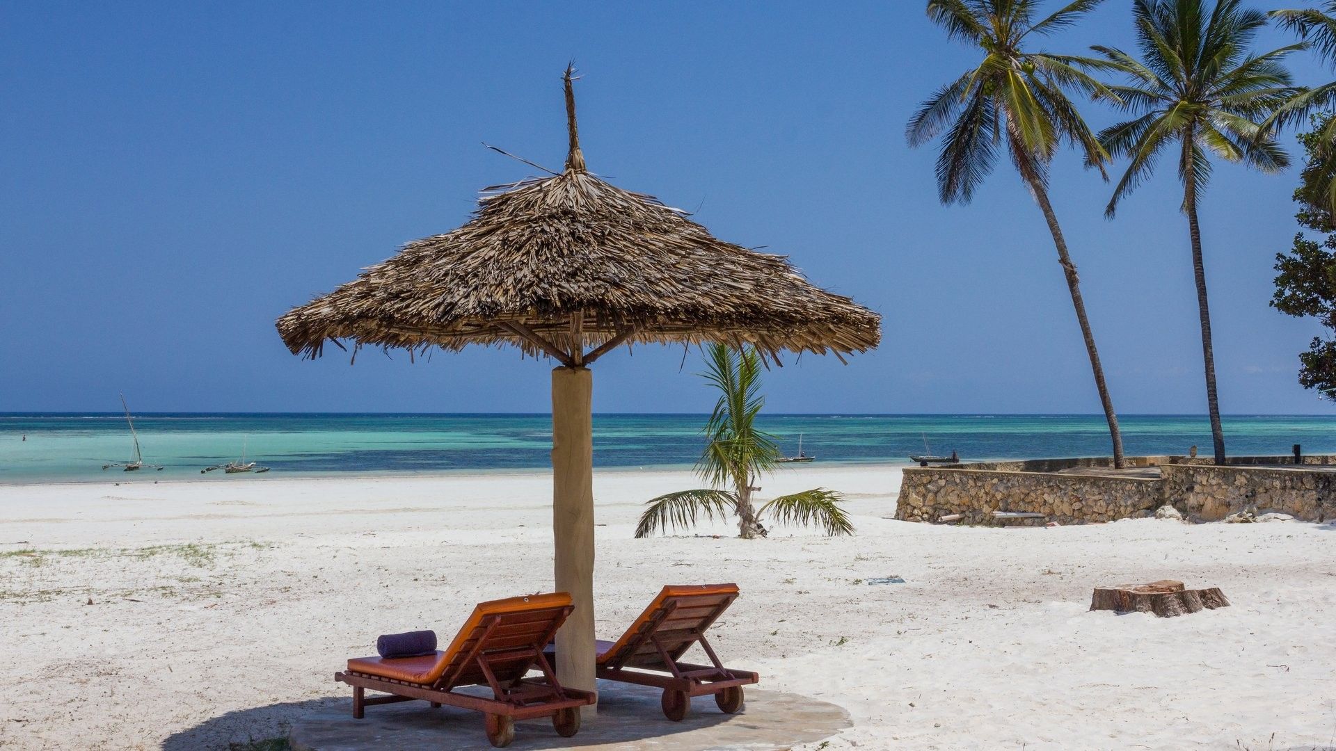 Neptune Village Beach Resort & Spa