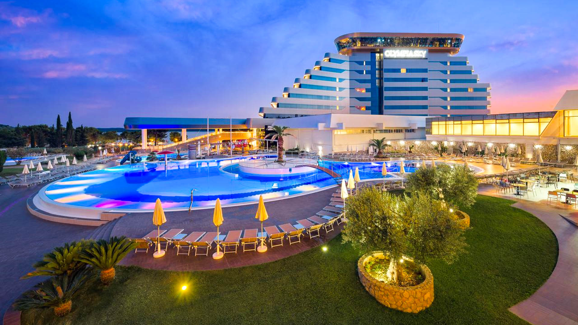 HOTEL OLYMPIA SKY
