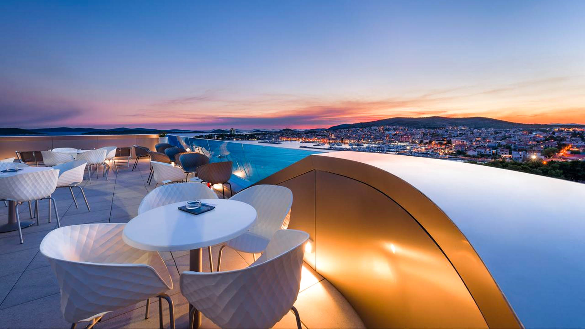HOTEL OLYMPIA SKY