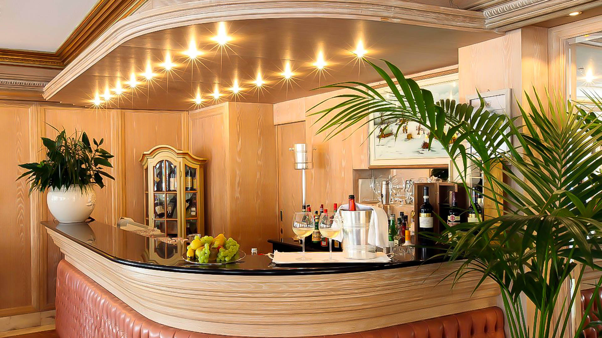 Olympic Palace Hotel