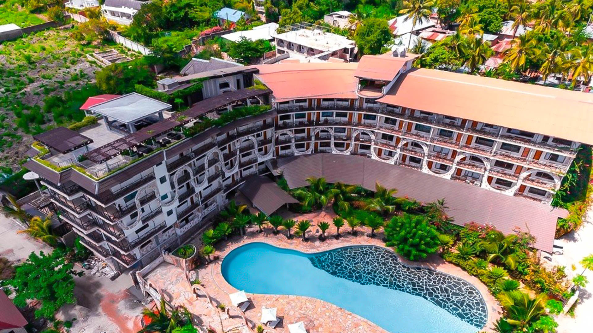 Palumbo Waves, Zanzibar Tanzania