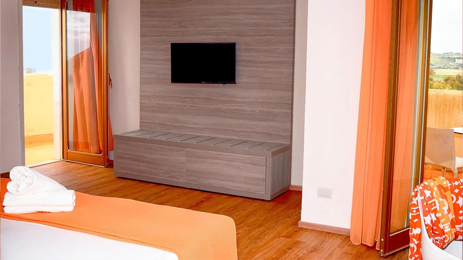 Paradise Beach Resort