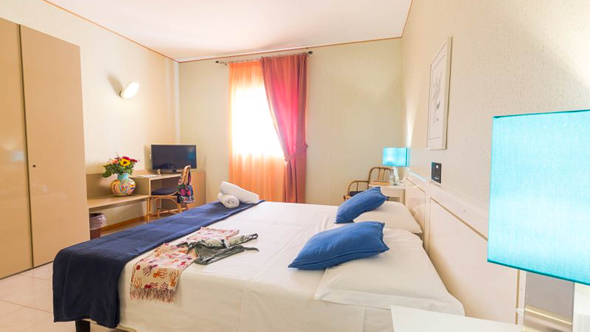 Paradise Beach Resort