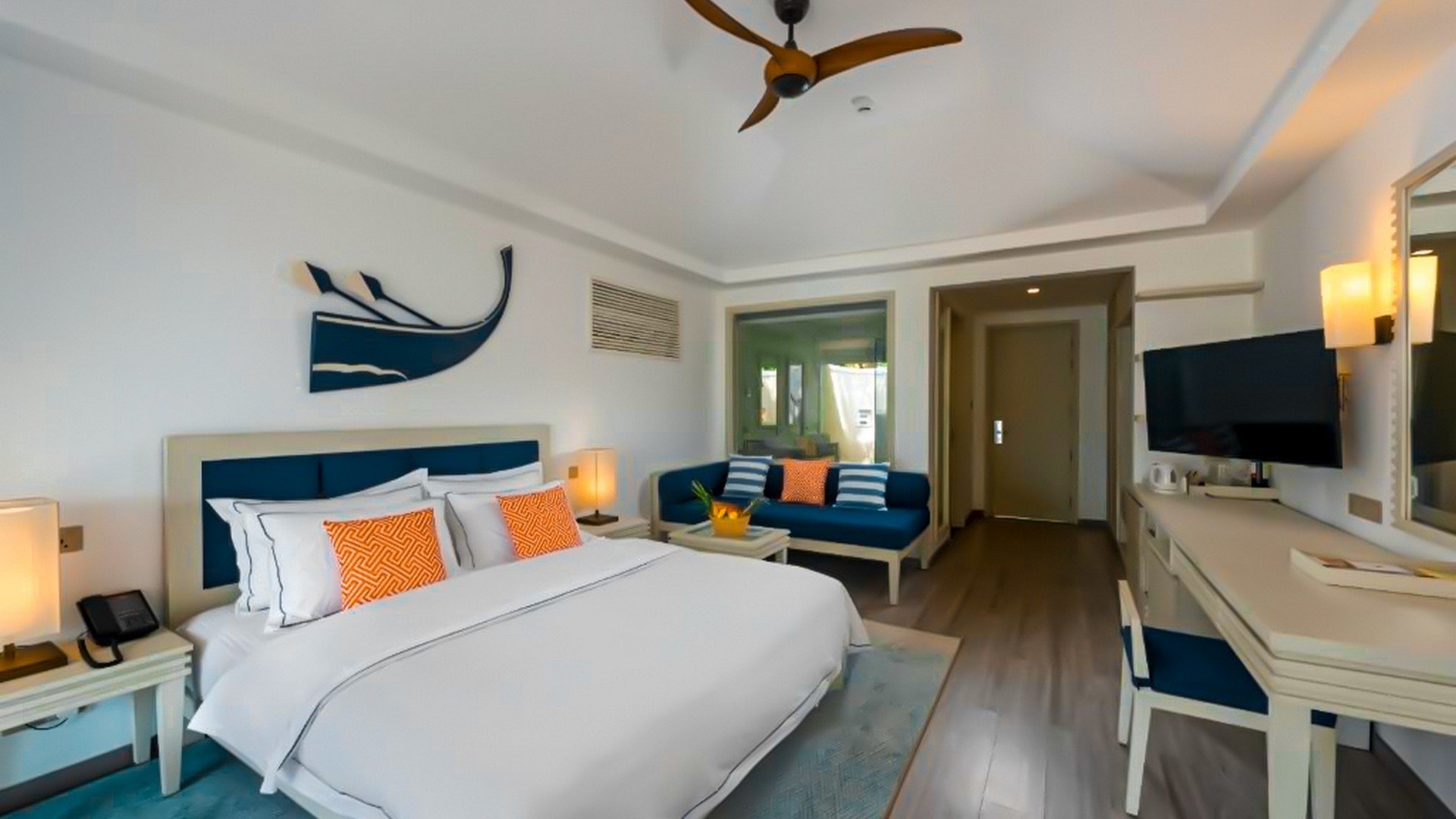 Paradise Island Resort & SPA