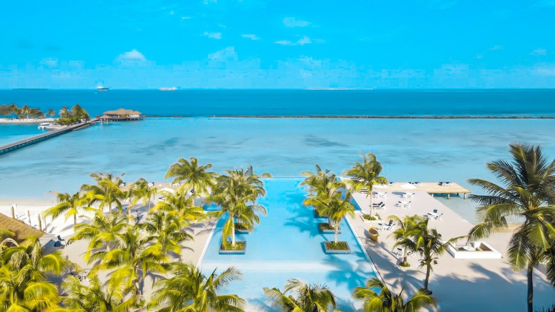 Paradise Island Resort & SPA