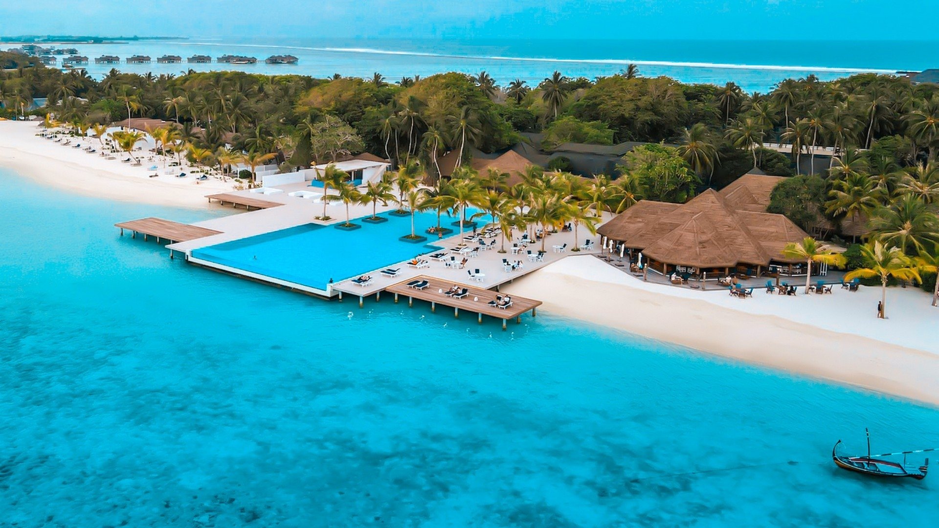 Paradise Island Resort & SPA