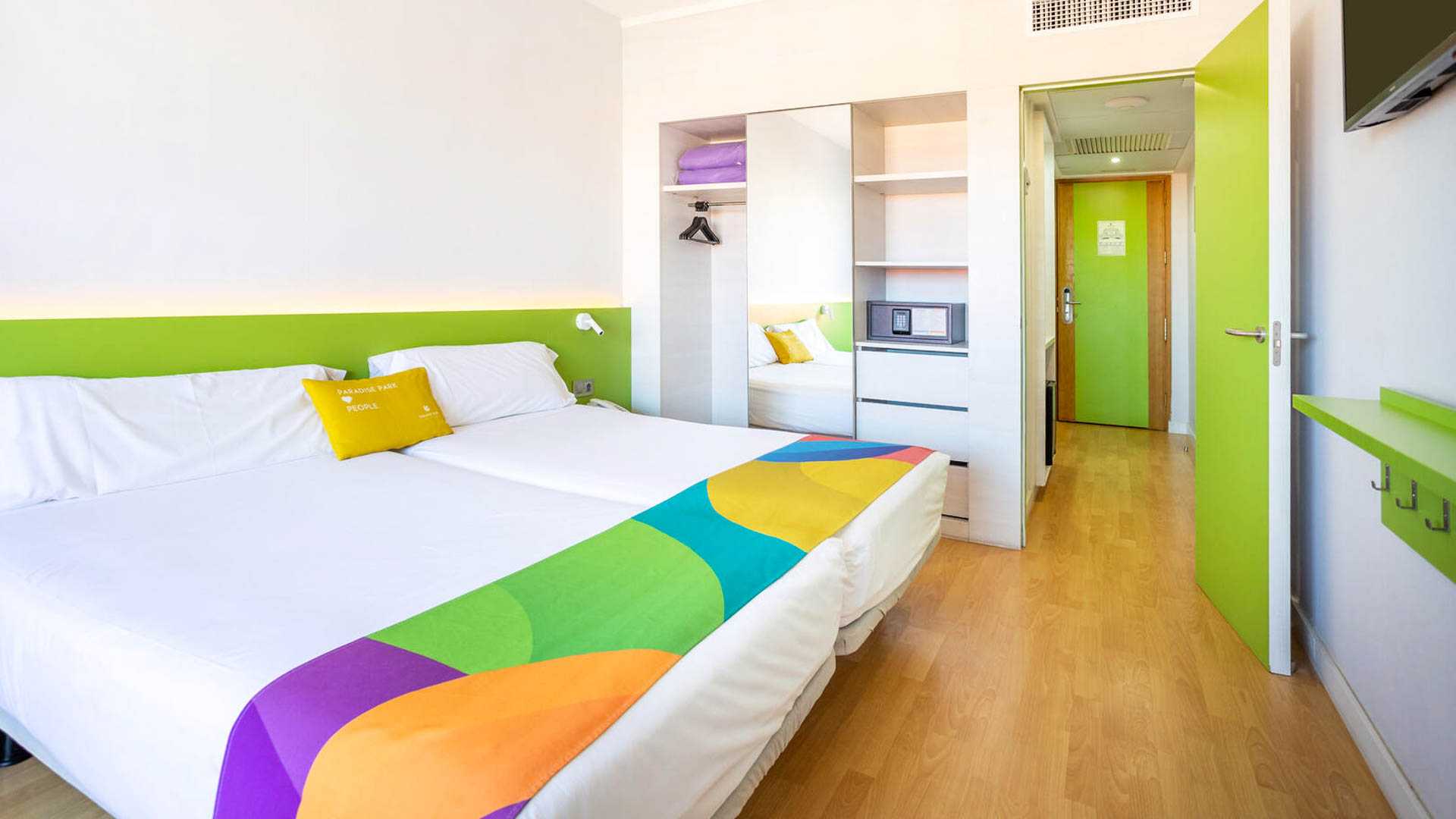 Paradise Park Fun Lifestyle Hotel