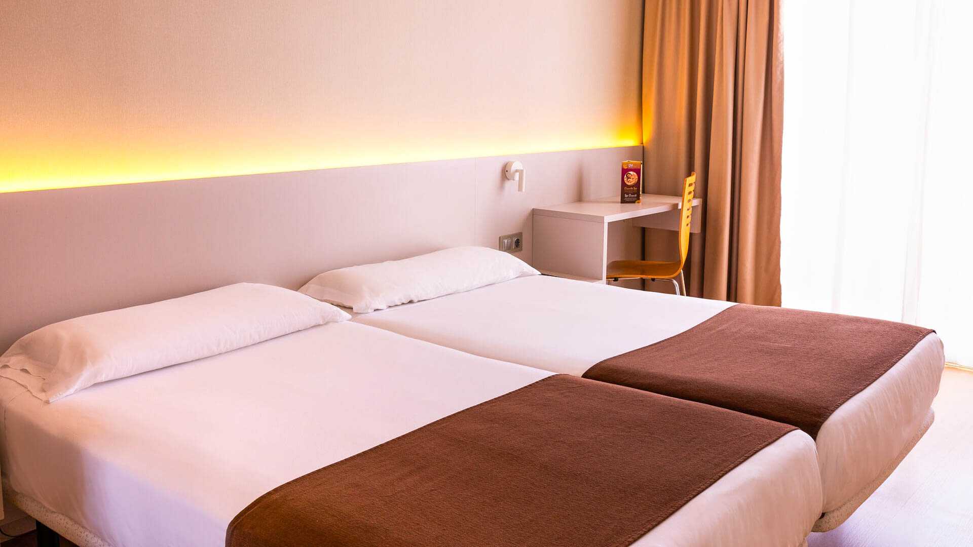 Paradise Park Fun Lifestyle Hotel