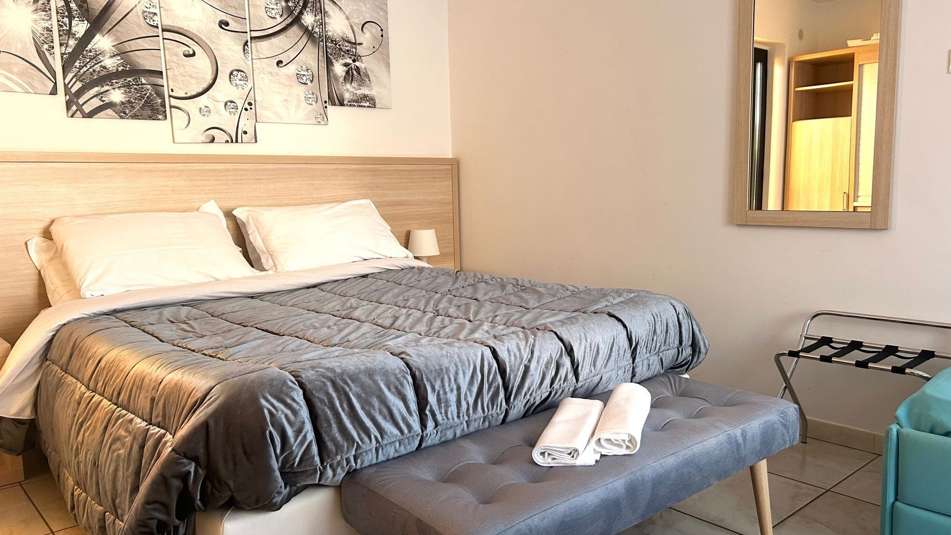 Hotel Park Village