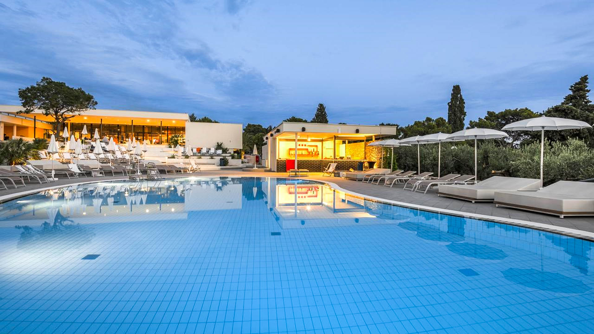 Pharos Bayhill Hotel