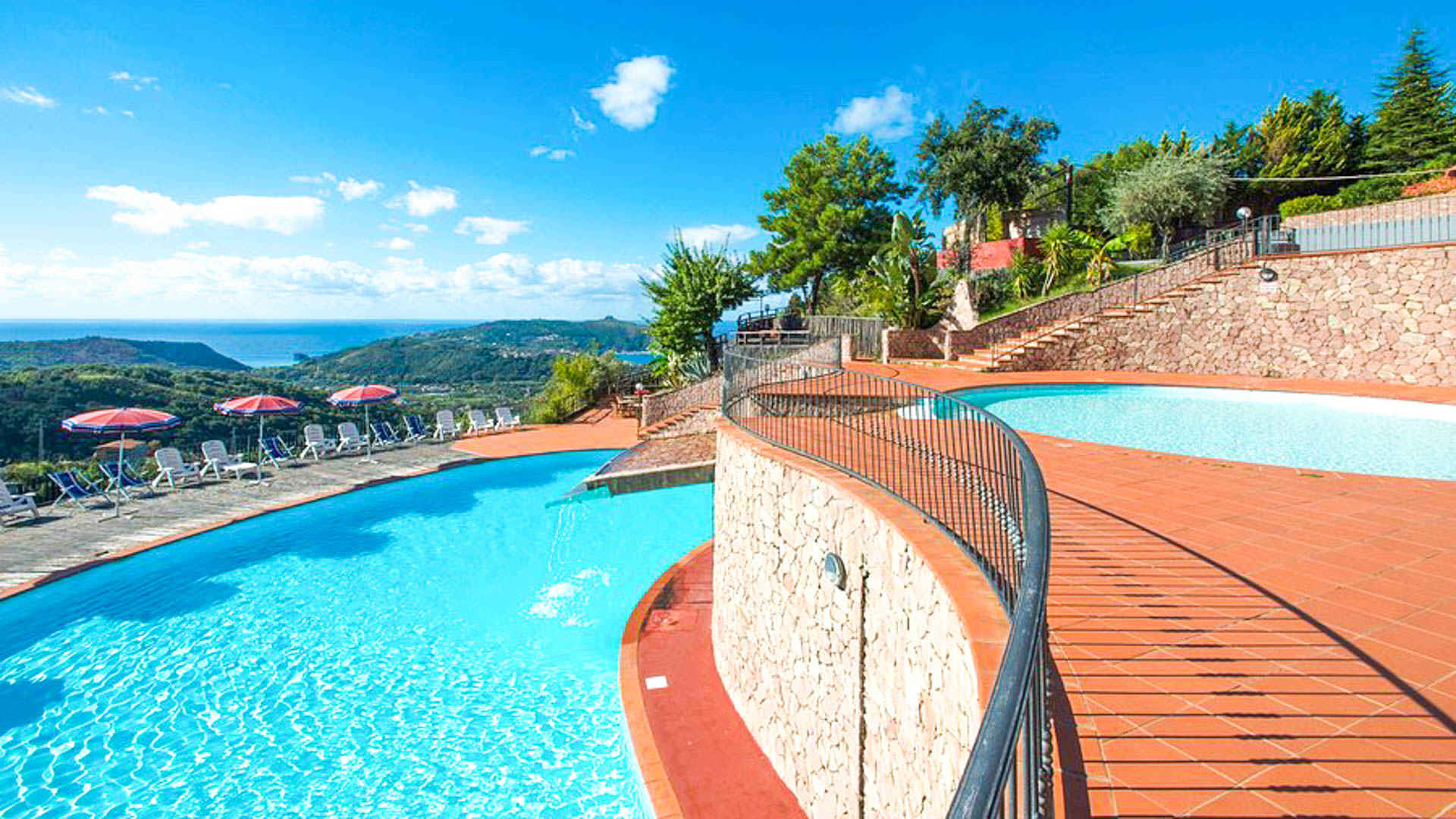 Pietre Rosse Hotel Club