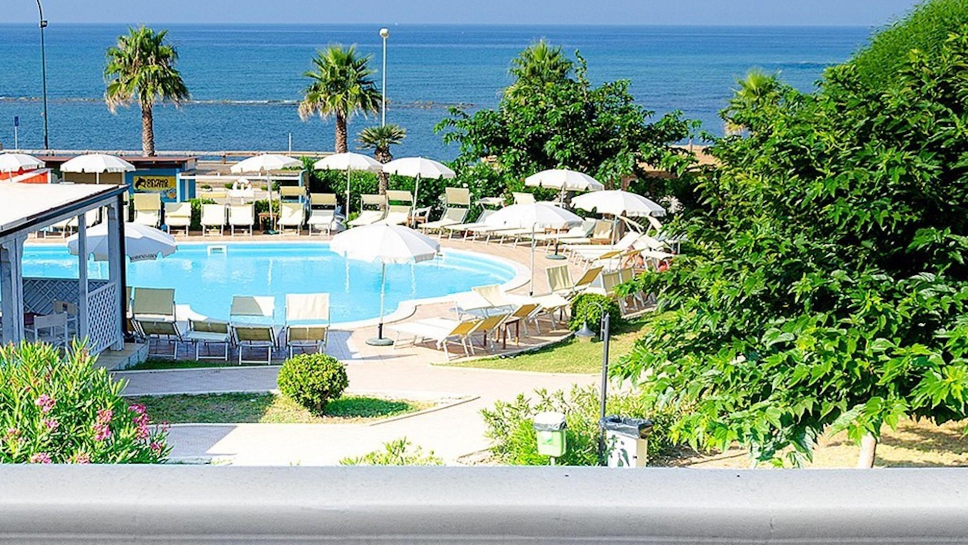 Villaggio Eden Hotel & Residence