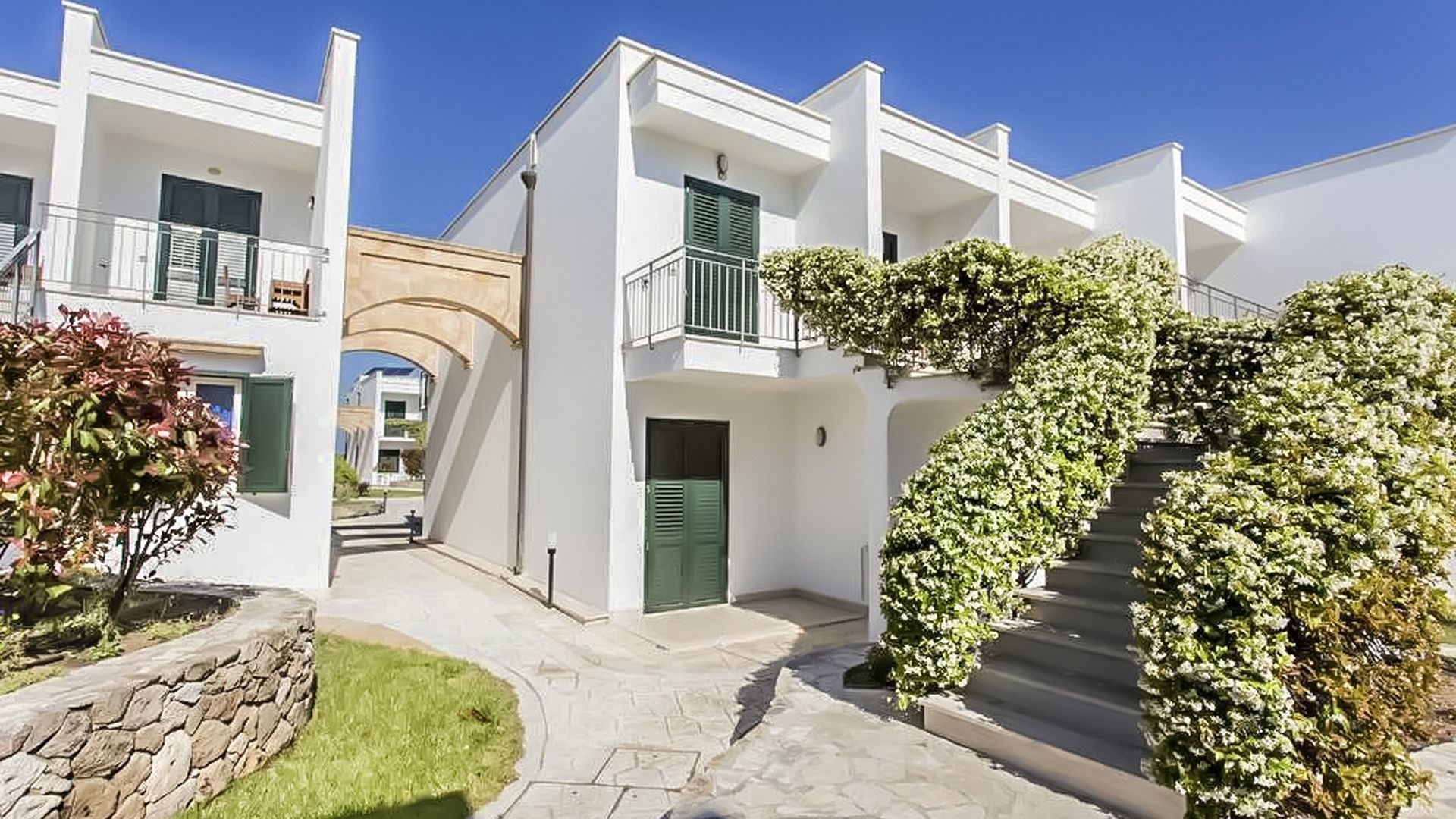 Portoselvaggio Resort