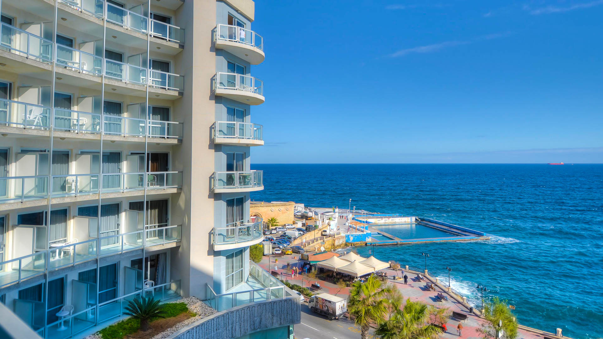 Preluna Hotel