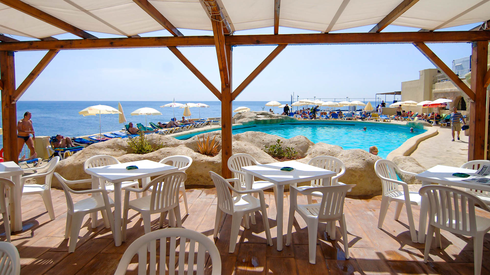 Preluna Hotel