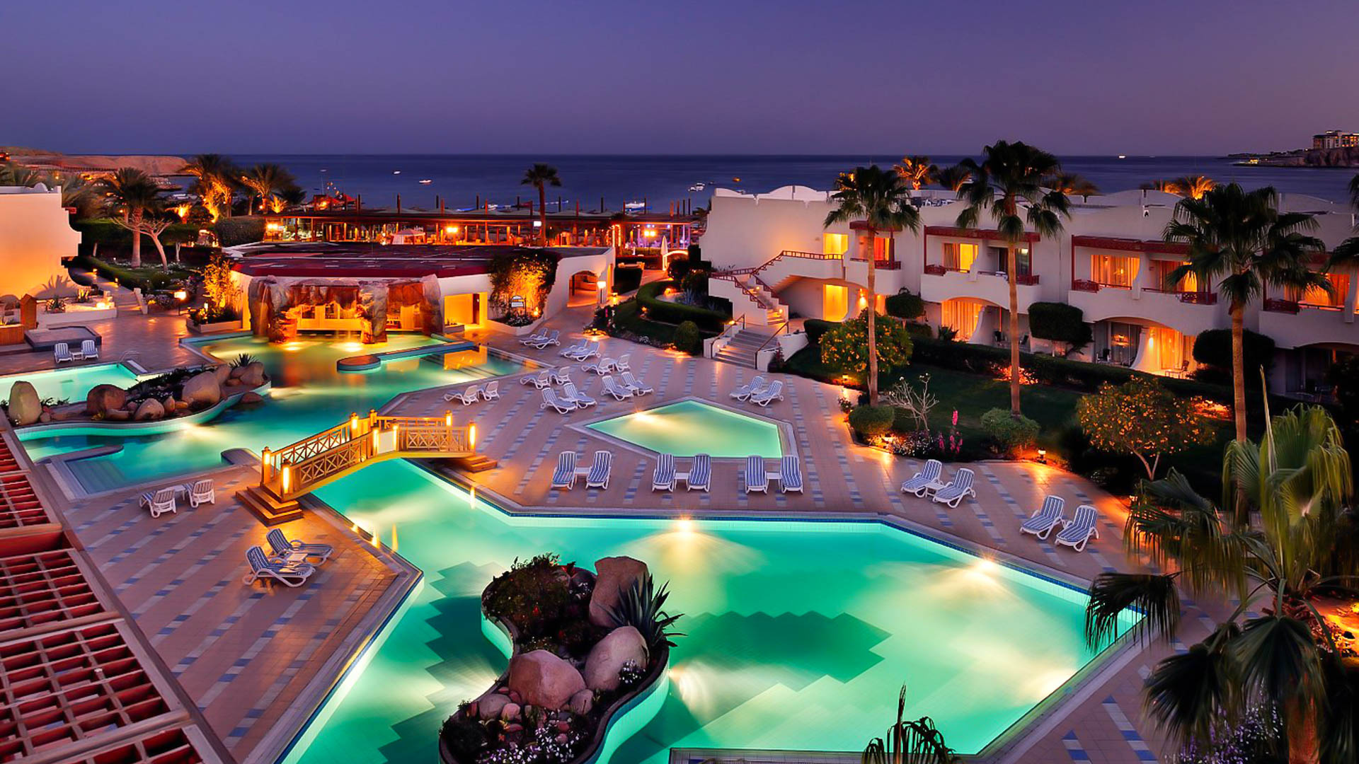 Promenade Beach Resort