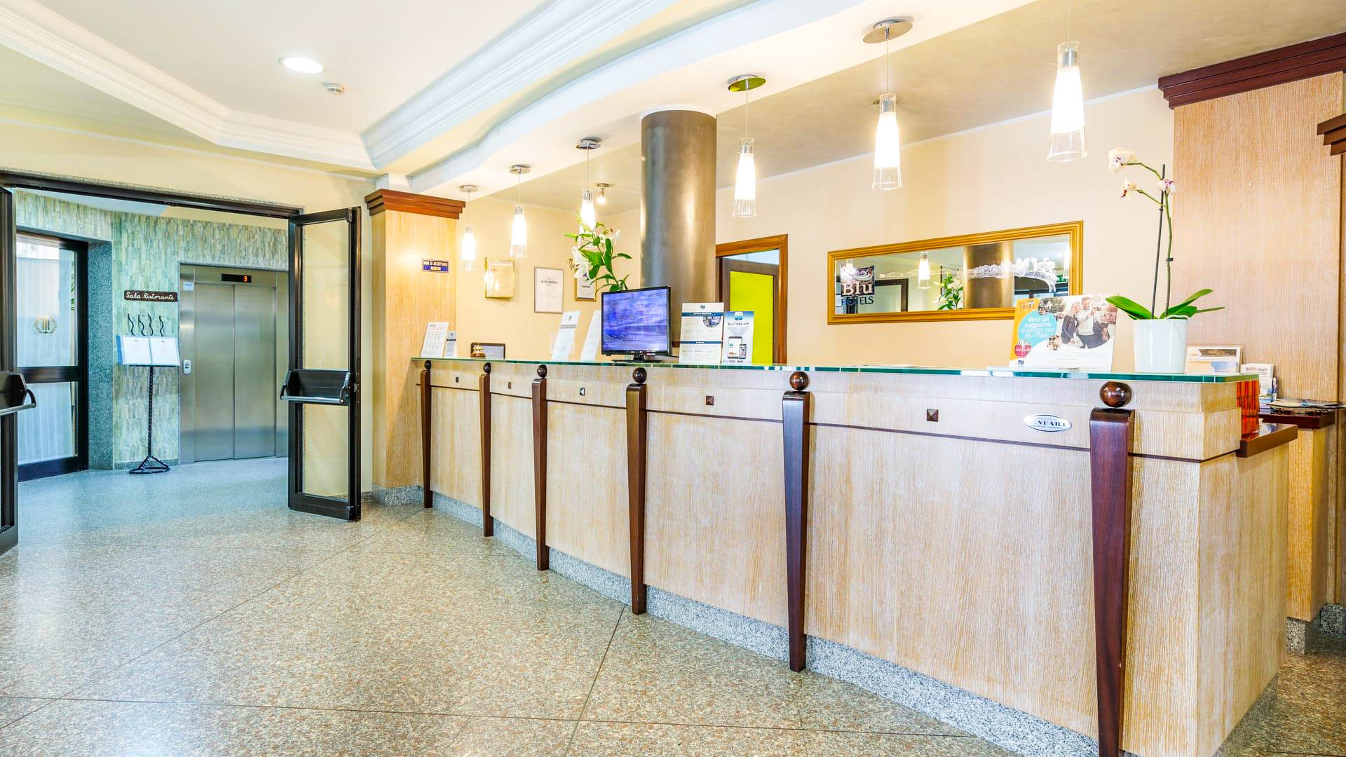 Rina Hotel