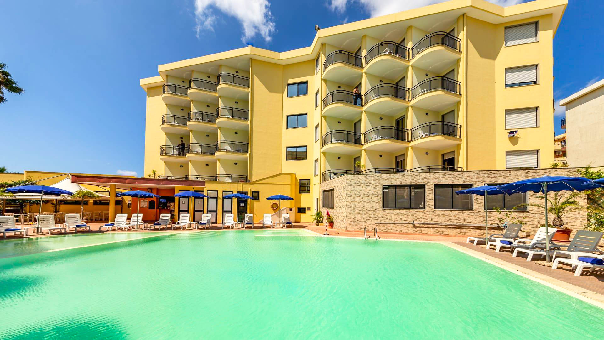 Rina Hotel